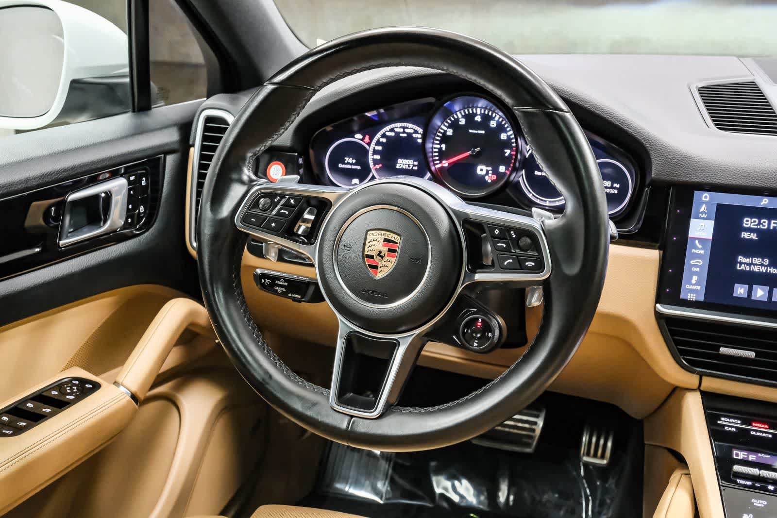 Used 2020 Porsche Cayenne S AWD/4WD image 19