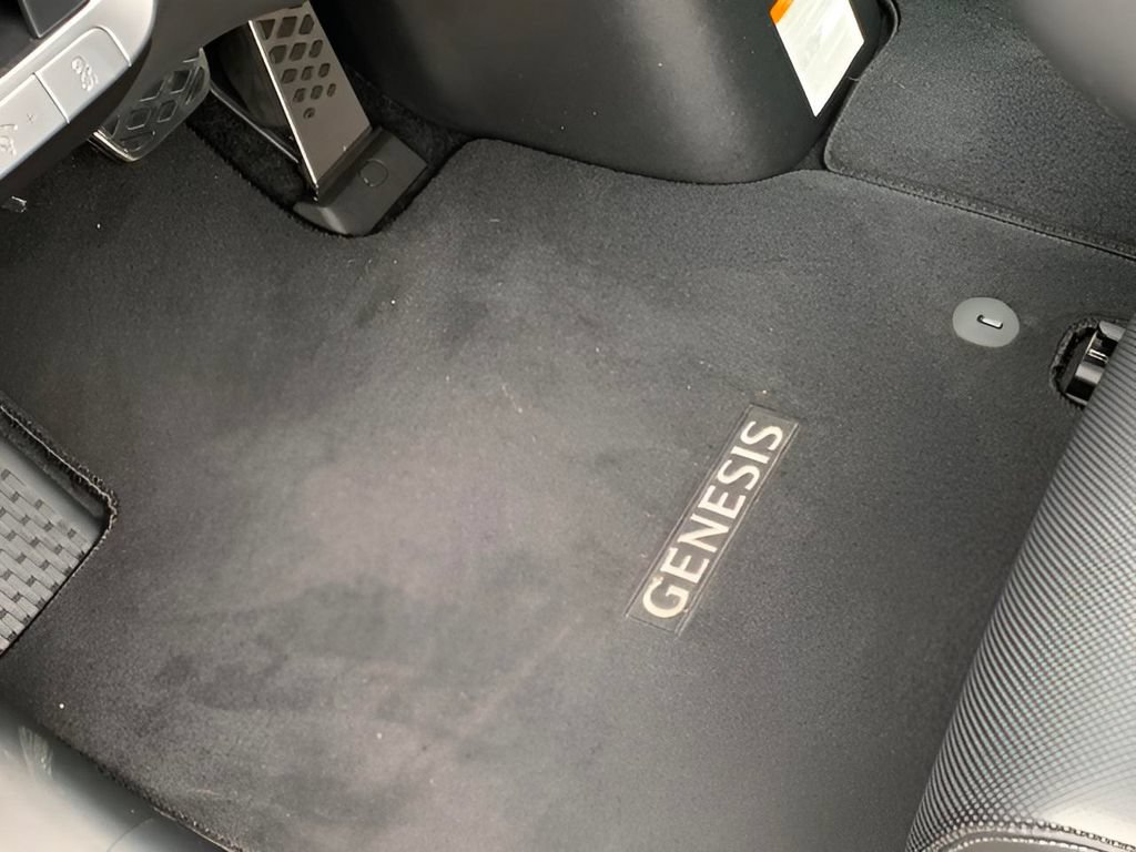 Used 2023 Genesis GV60 Performance AWD/4WD image 12