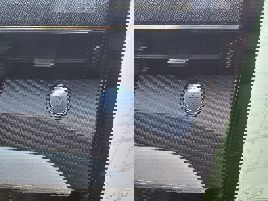 Used 2022 Ford Mustang Mach-E Premium image 19