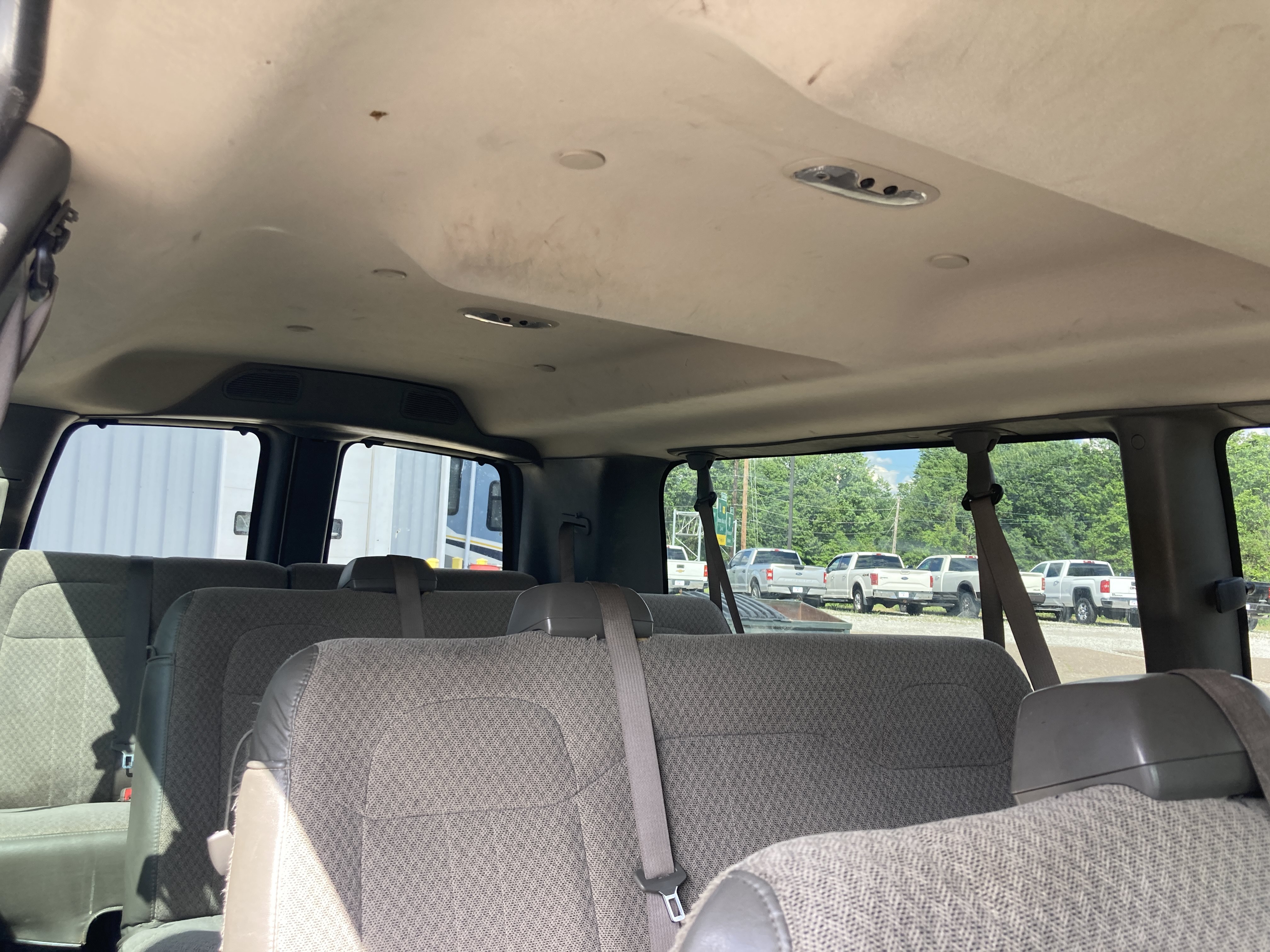 Used 2018 Chevrolet Express 3500 LT w/ LT Preferred Equipment Group RWD image 16