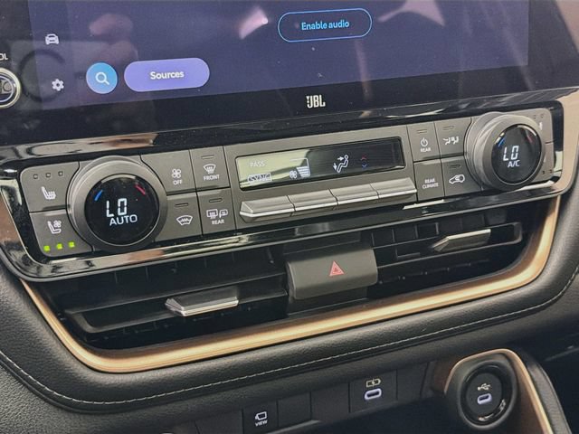Used 2024 Toyota Grand Highlander AWD Hybrid image 21