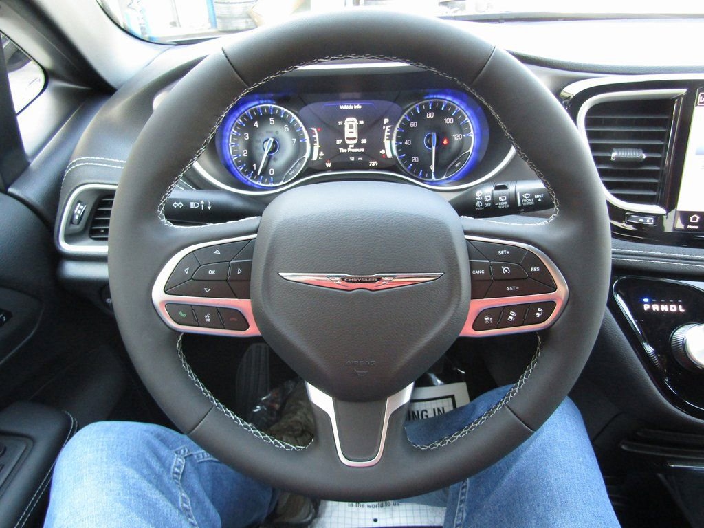 New 2026 Chrysler Pacifica Select image 25