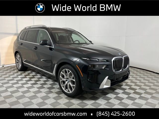 Used 2026 BMW X7 xDrive40i w/ Premium Package image 1