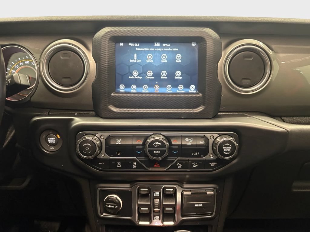 Used 2019 Jeep Wrangler Unlimited Sahara w/ Safety Group AWD/4WD image 30