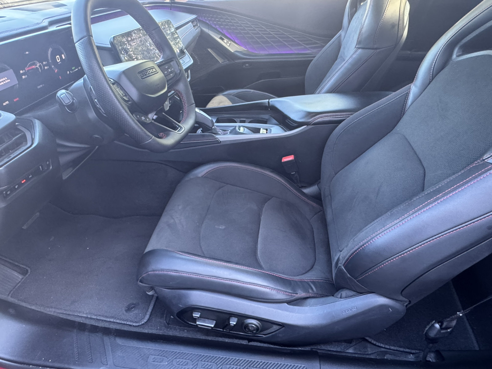 Used 2024 Dodge Charger Daytona Scat Pack w/ Plus Group AWD/4WD image 9