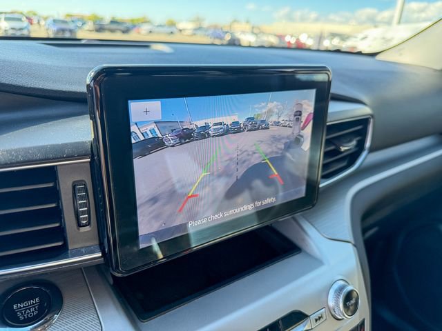 Used 2022 Ford Explorer XLT w/ Equipment Group 202A image 21