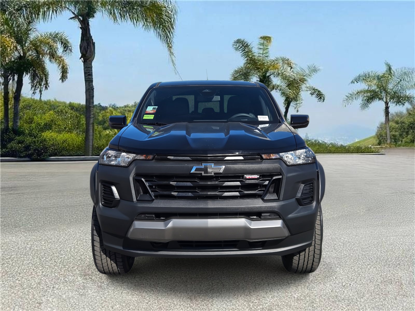 Used 2024 Chevrolet Colorado Trail Boss w/ Advanced Trailering Package image 3