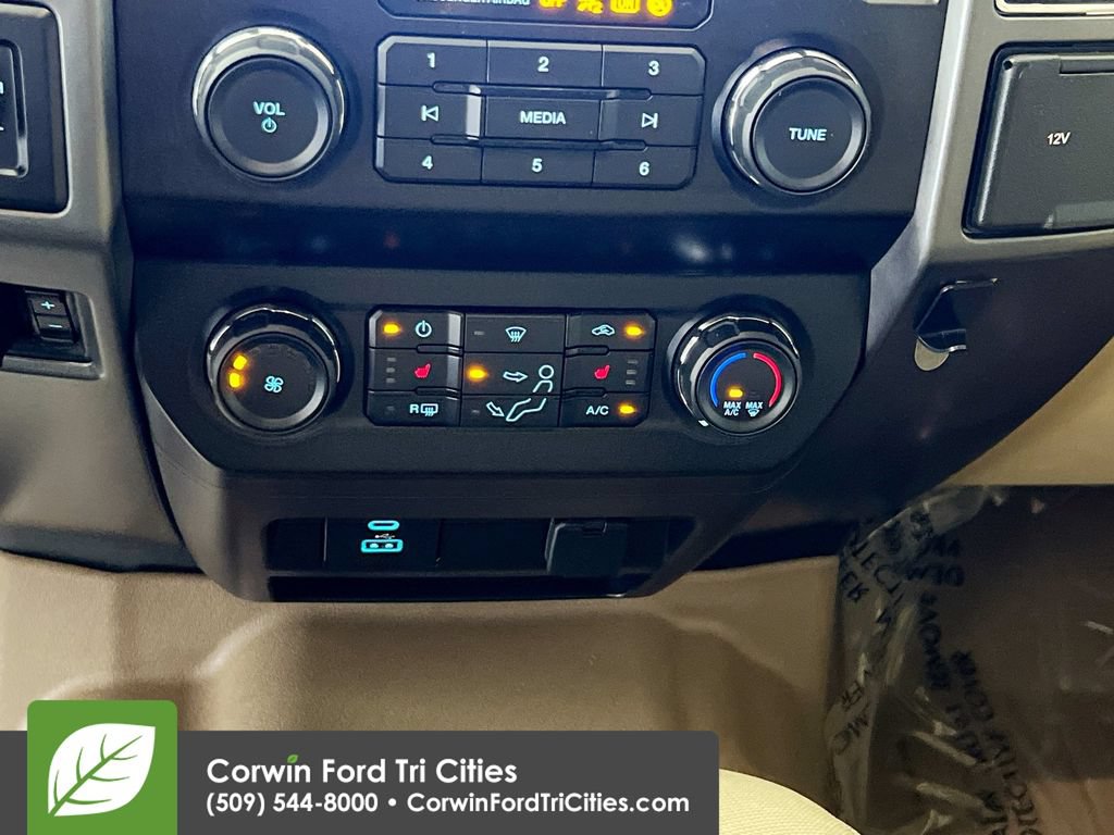 Used 2020 Ford F250 XLT w/ XLT Premium Package AWD/4WD image 9