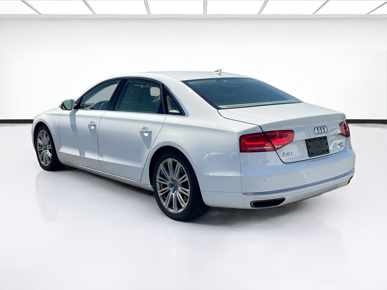 Used 2014 Audi A8 L 4.0T AWD/4WD image 6