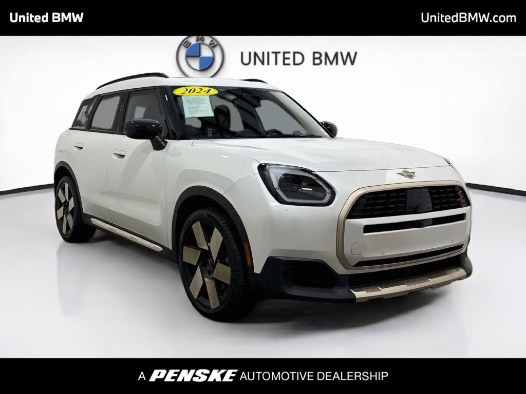 Used 2025 MINI Cooper Countryman S w/ Comfort Package Max AWD/4WD image 3
