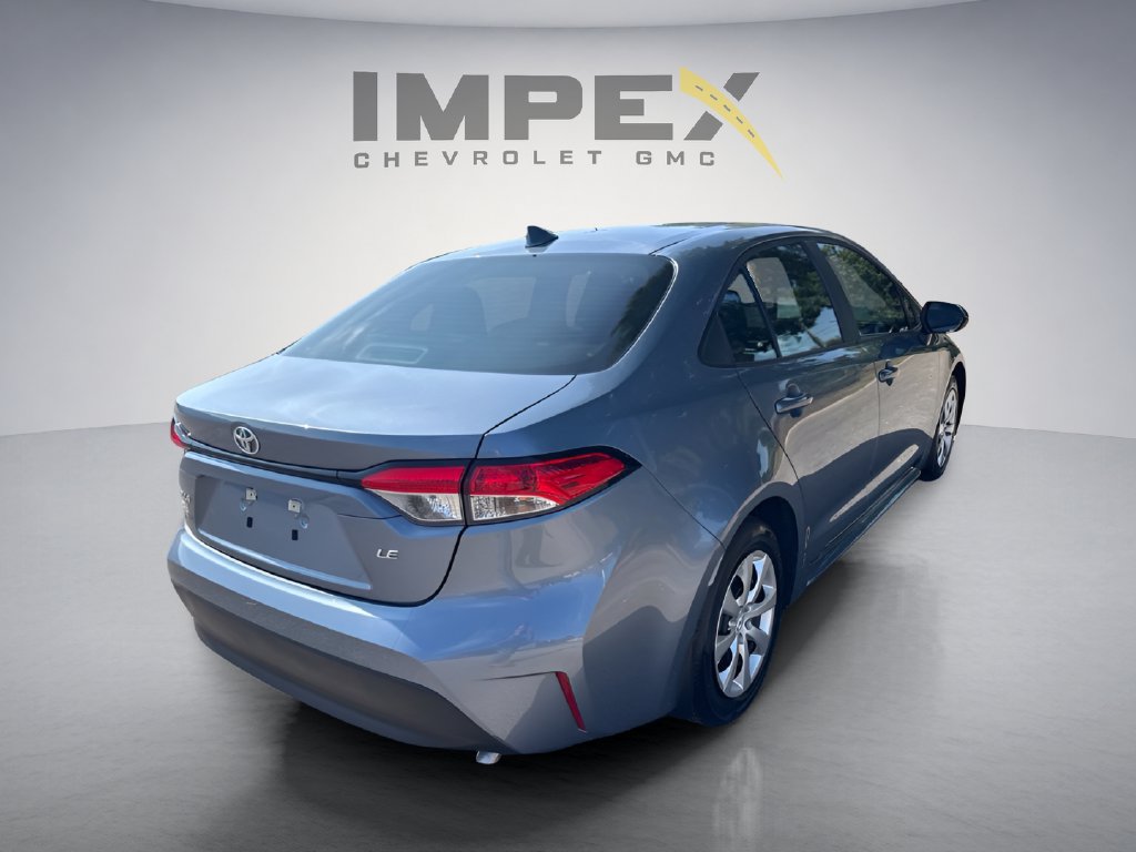 Used 2026 Toyota Corolla LE FWD image 5