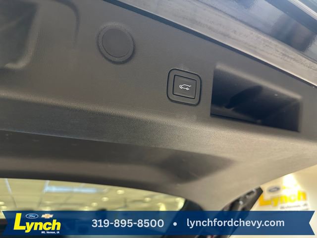 Used 2023 Chevrolet Equinox LT AWD/4WD image 18