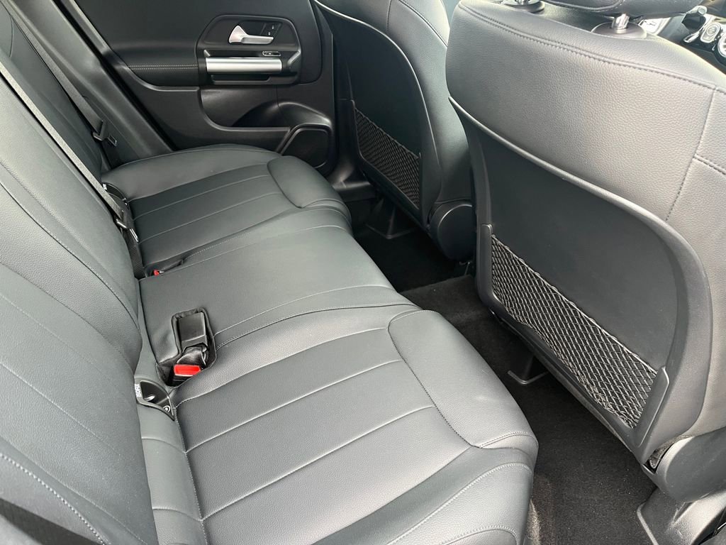 Certified 2023 Mercedes-Benz GLA 250 4MATIC w/ Premium Package image 17