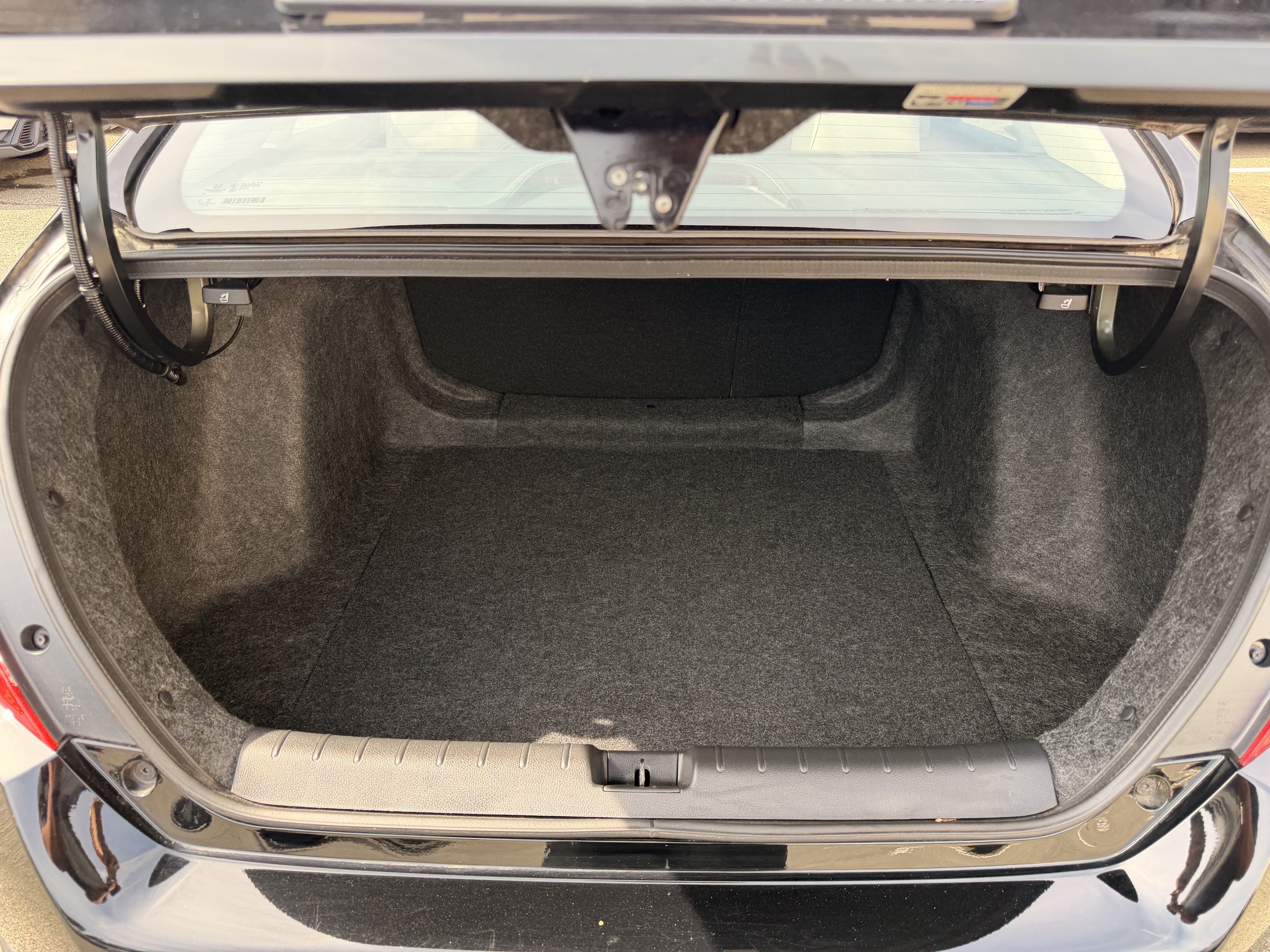 Certified 2018 Honda Civic EX image 30
