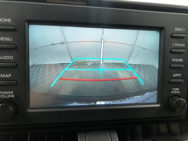 Used 2019 Toyota RAV4 XLE w/ Convenience Package FWD image 21