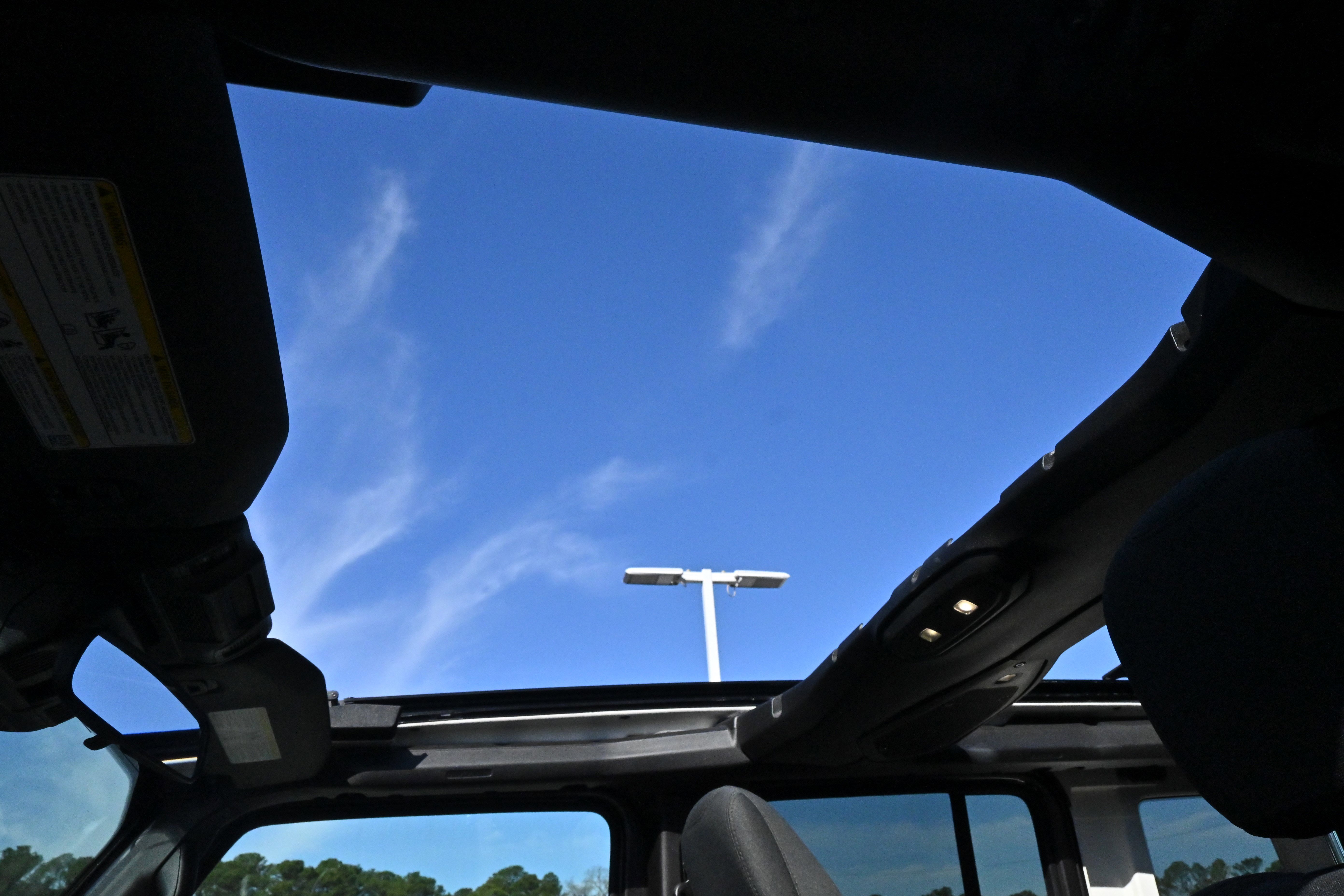 Used 2025 Jeep Wrangler Sahara w/ Safety Group image 11