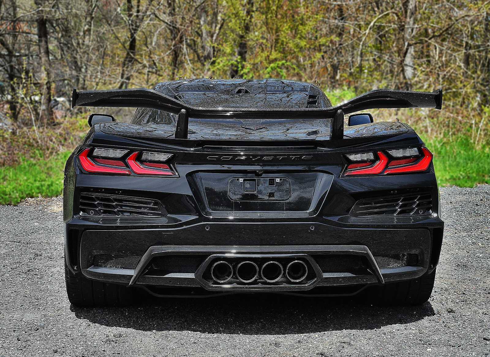Used 2025 Chevrolet Corvette Z06 RWD image 12