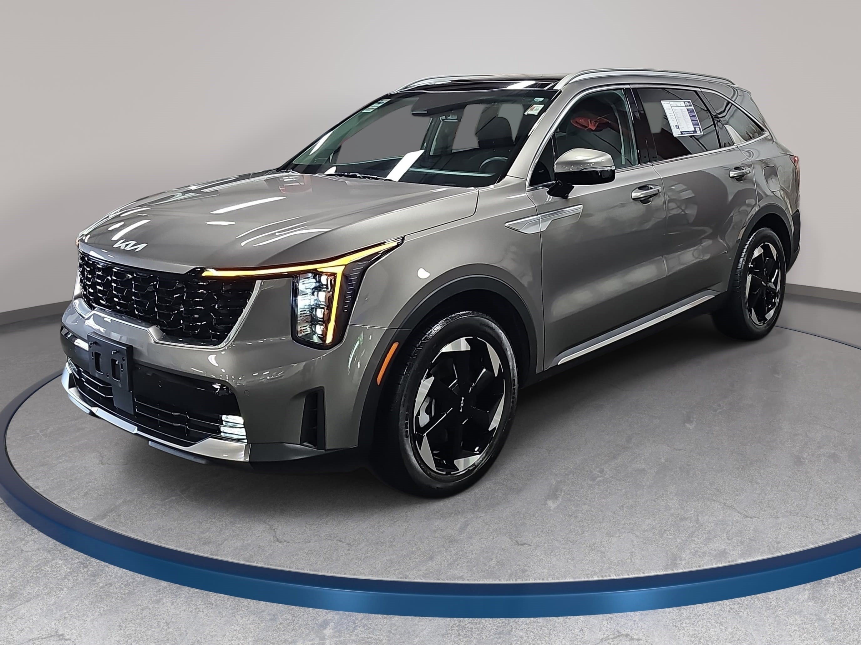 Used 2025 Kia Sorento EX AWD/4WD image 1