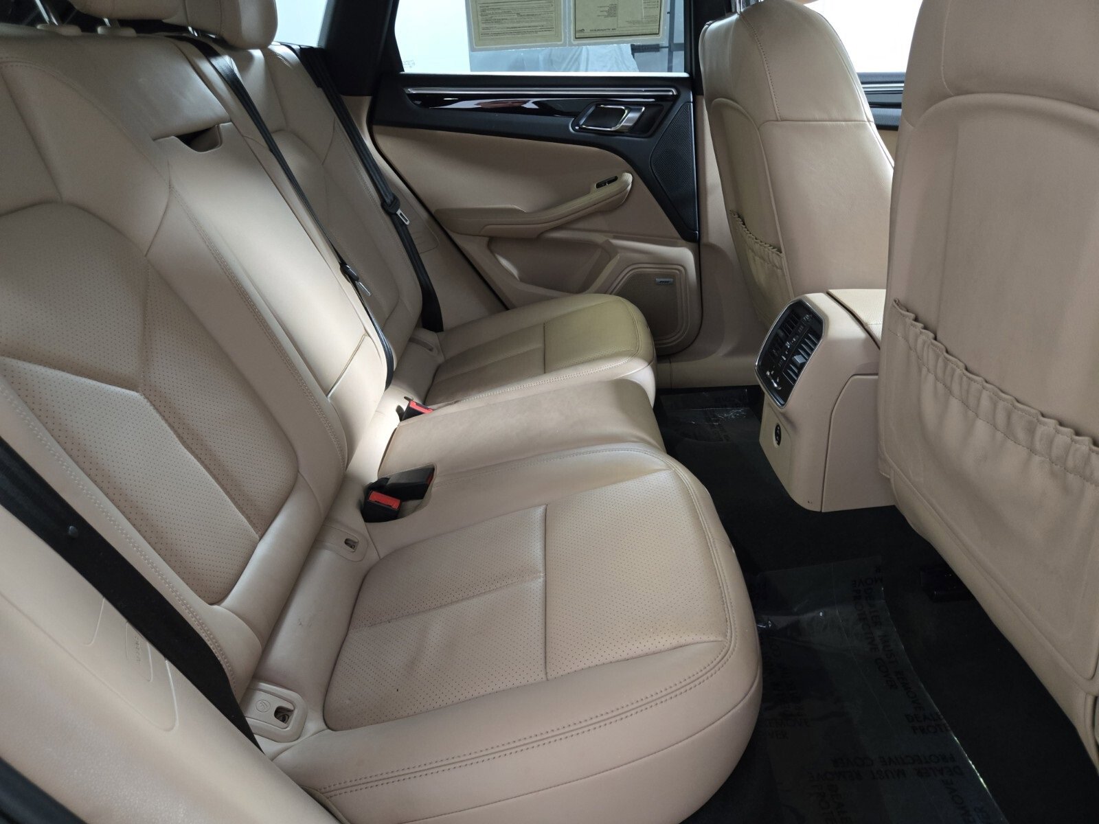 Used 2022 Porsche Macan S image 18