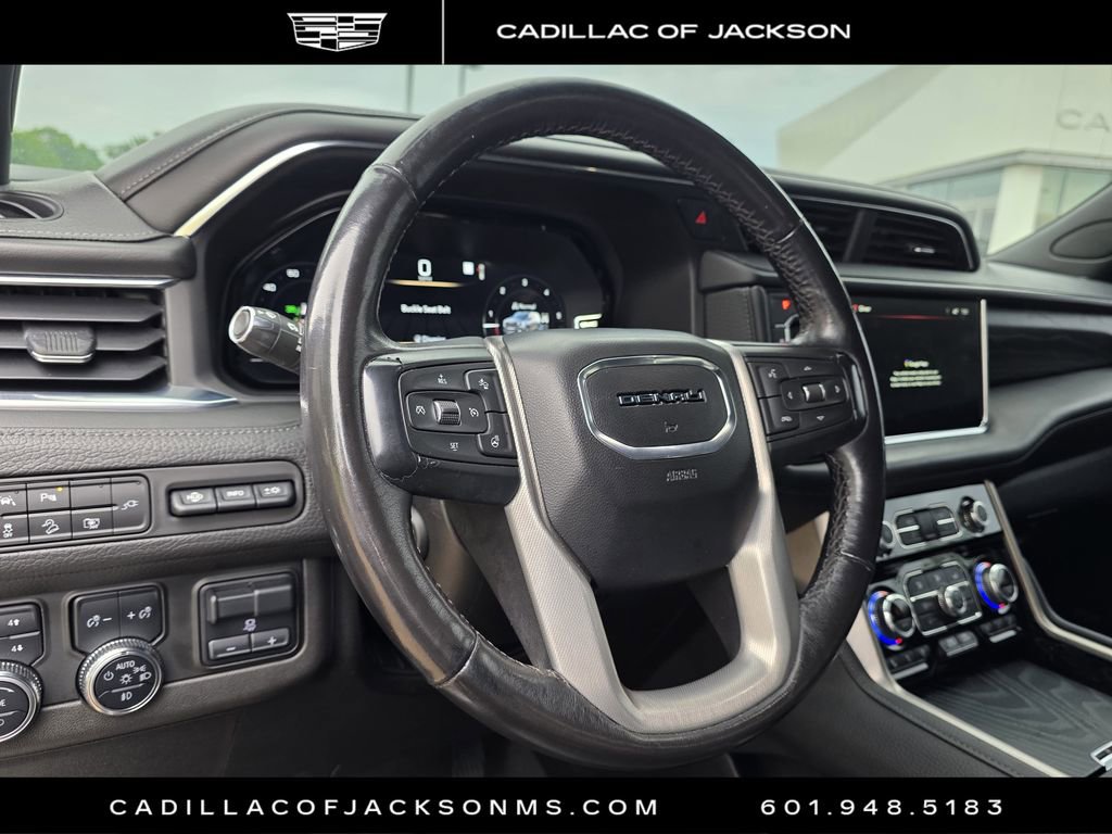 Used 2022 GMC Yukon Denali w/ Denali Ultimate Package AWD/4WD image 10