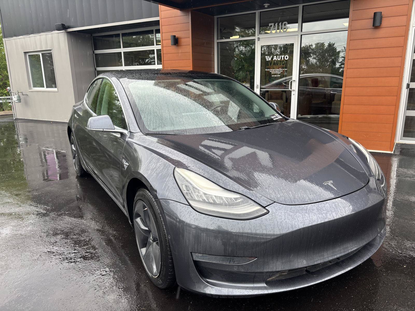 Used 2019 Tesla Model 3 Long Range AWD/4WD image 3