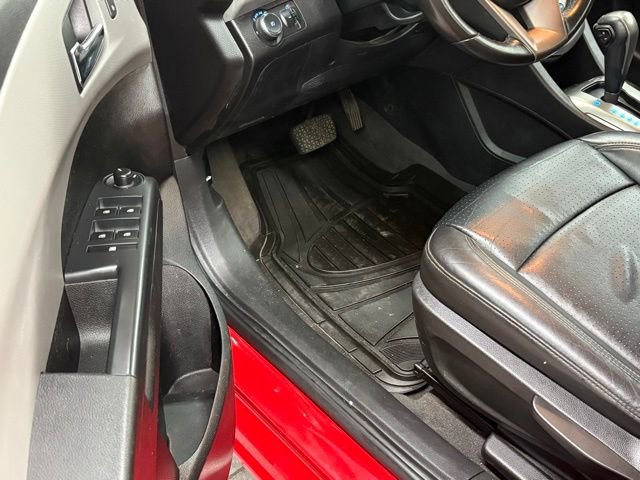 Used 2016 Chevrolet Sonic LTZ image 10