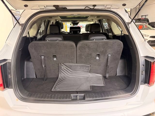 Used 2021 Kia Sorento S w/ Panoramic Sunroof Package FWD image 14