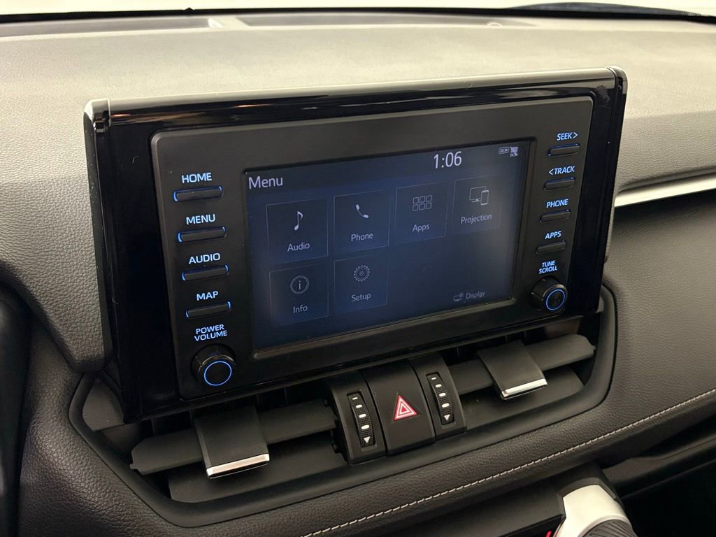 Used 2019 Toyota RAV4 XLE Premium image 26