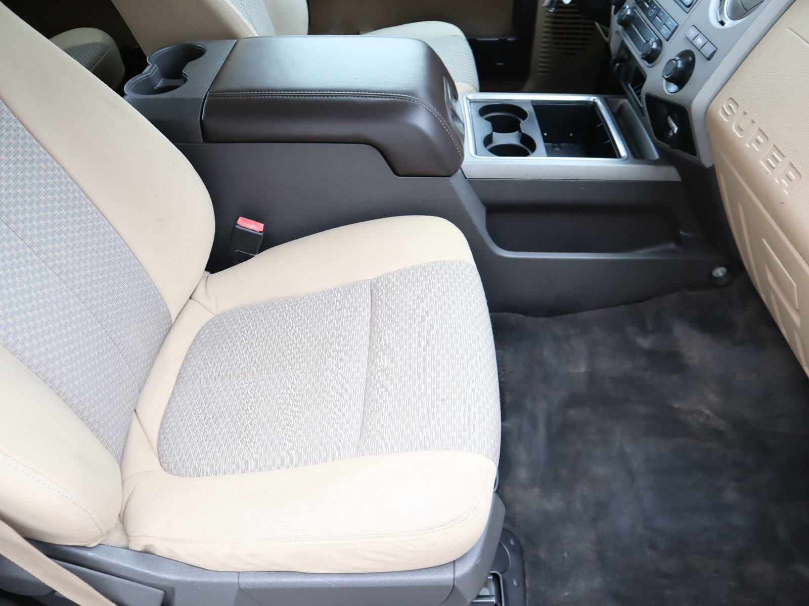 Used 2015 Ford F250 XLT w/ XLT Value Package image 40