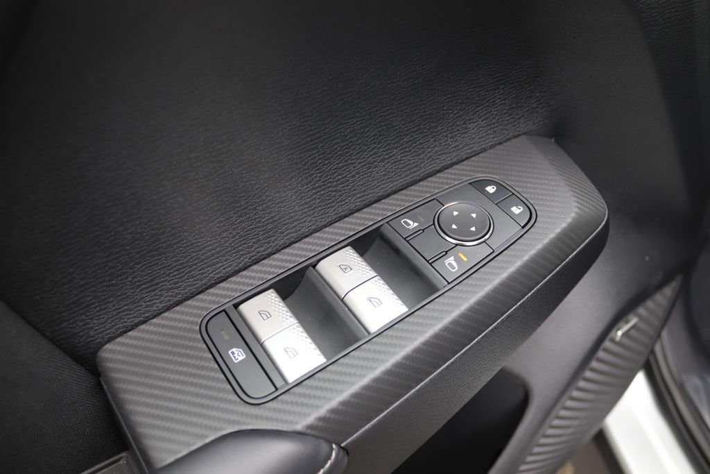 New 2026 Mitsubishi Outlander SEL image 12