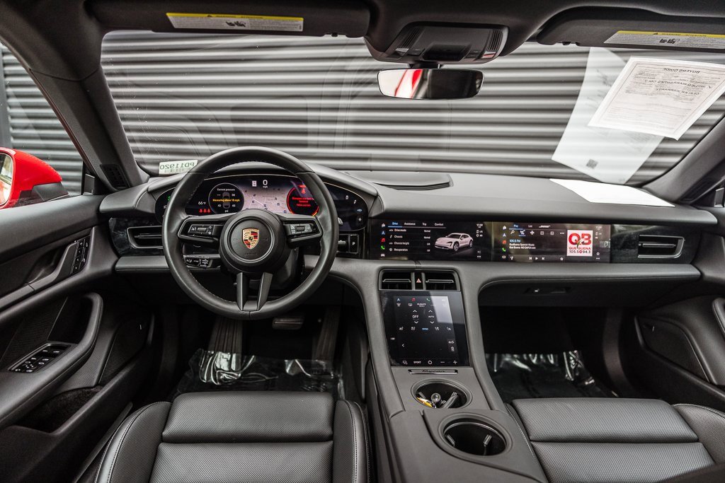 Certified 2024 Porsche Taycan 4S image 13