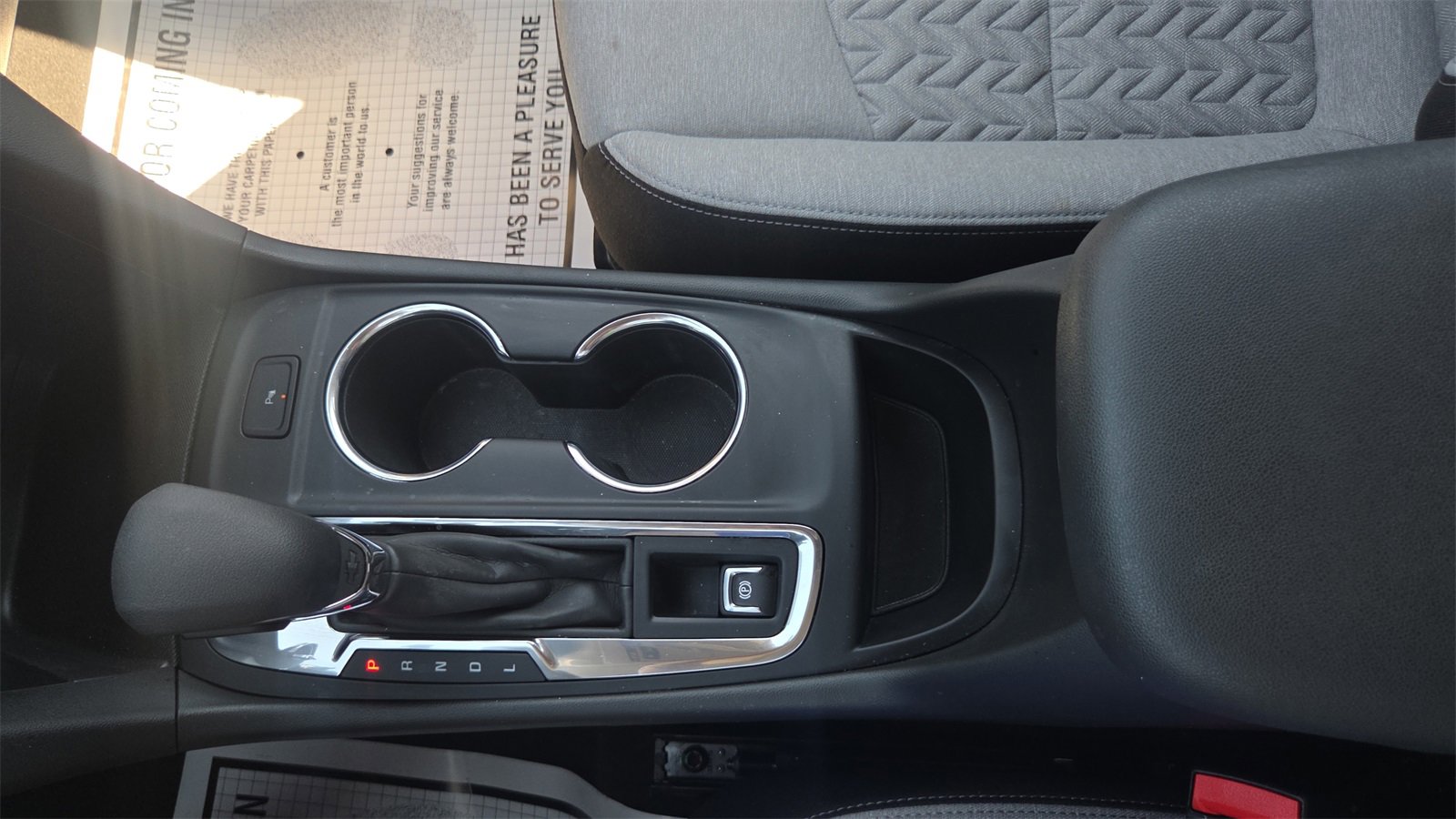 Used 2023 Chevrolet Equinox LT w/ Driver Convenience Package image 35