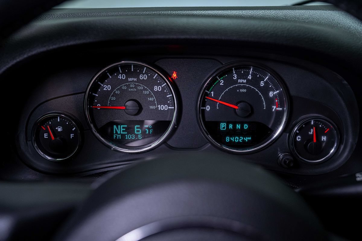 Used 2016 Jeep Wrangler Sport AWD/4WD image 31