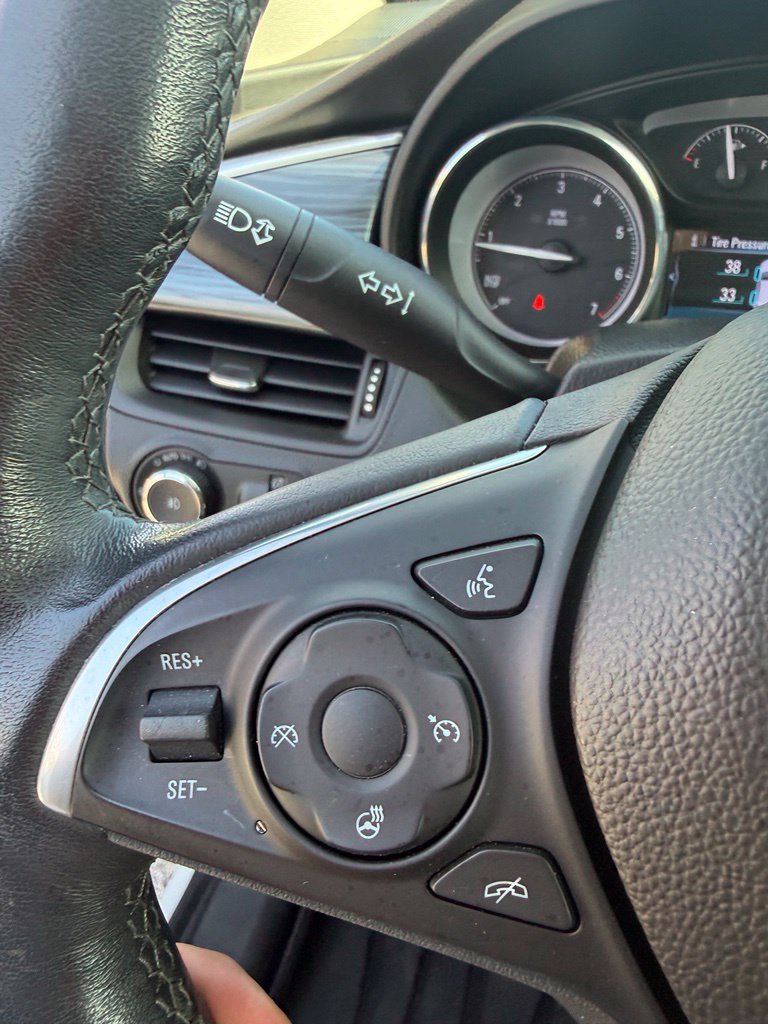 Used 2019 Buick Envision Essence FWD image 15