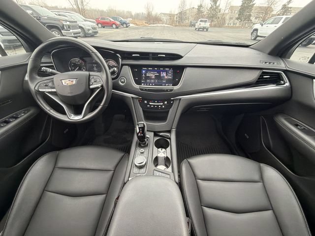 Certified 2025 Cadillac XT6 Luxury AWD/4WD image 21