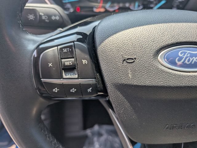 Used 2022 Ford Escape SE w/ Cold Weather Package FWD image 16