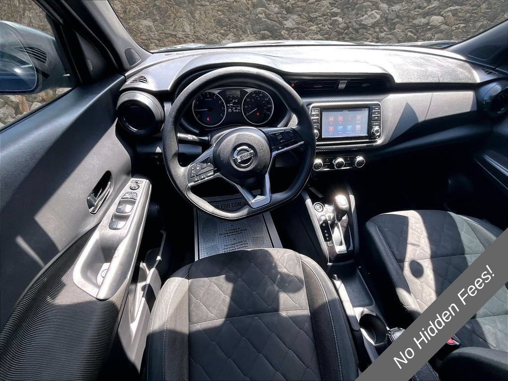 Used 2020 Nissan Kicks S FWD image 4