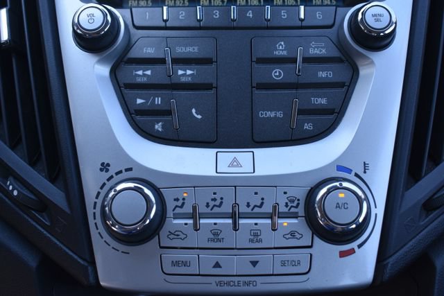 Used 2017 Chevrolet Equinox LS FWD image 25