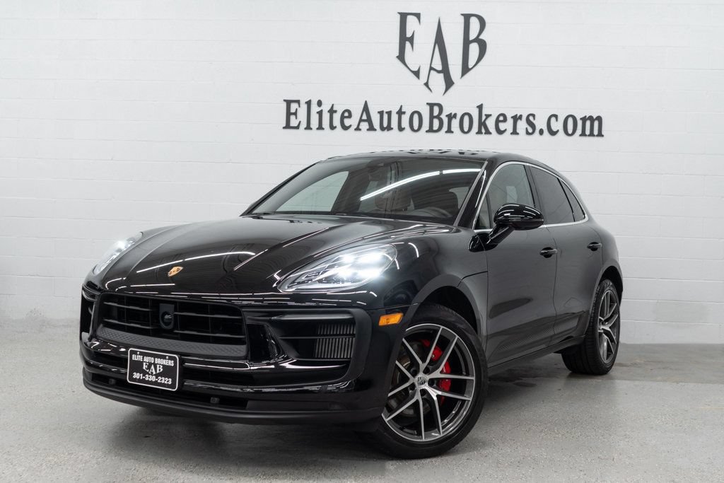 Used 2023 Porsche Macan S AWD/4WD image 1