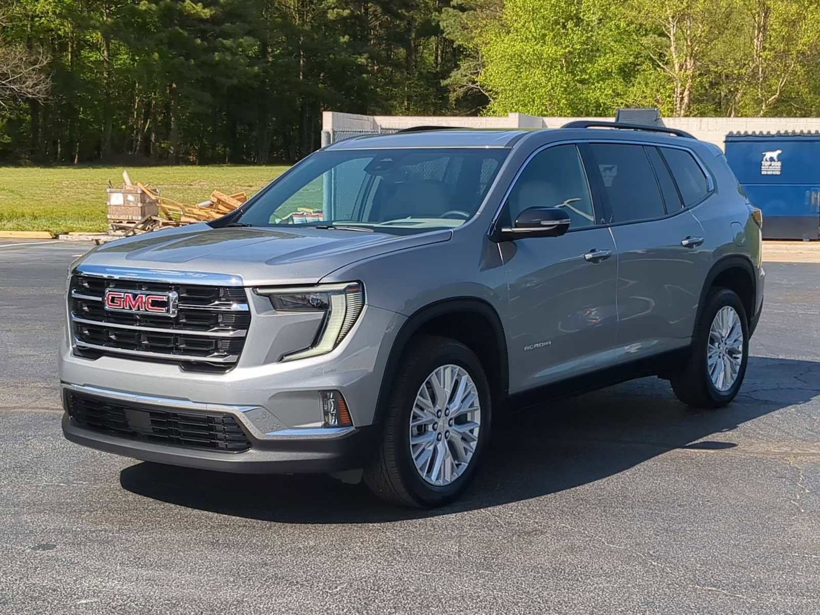 Used 2026 GMC Acadia Elevation w/ Elevation Premium Package FWD image 4