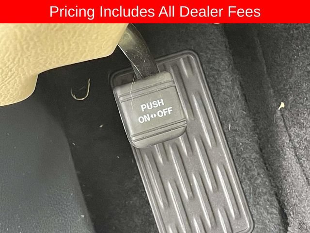Used 2016 Toyota Highlander Limited FWD image 26