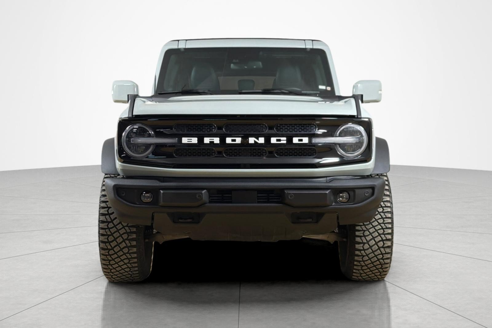 Used 2022 Ford Bronco Outer Banks w/ Sasquatch Package AWD/4WD image 8