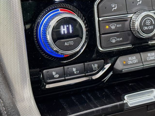 Used 2021 GMC Yukon Denali w/ Denali Premium Package image 22