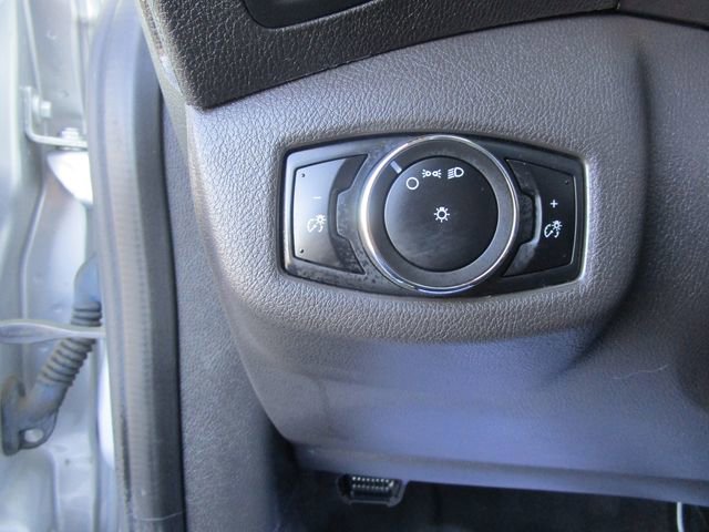 Used 2018 Ford Transit Connect XL image 11