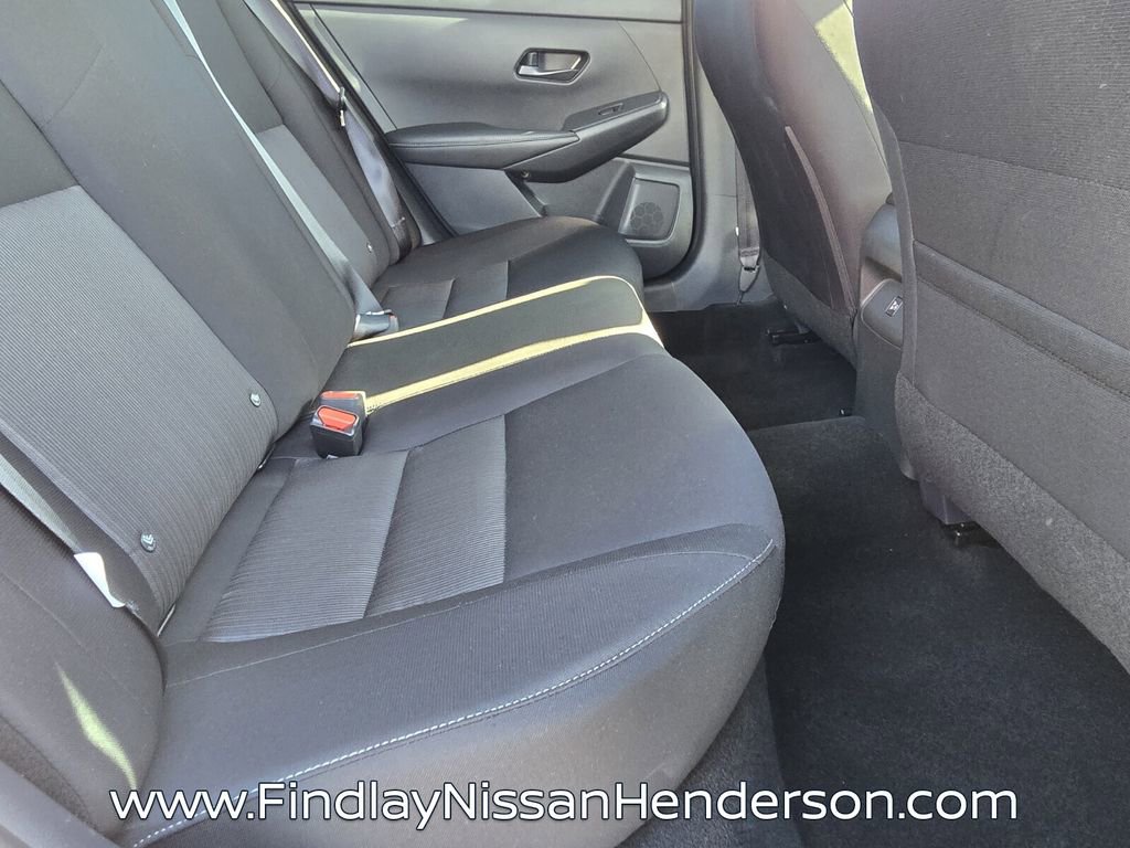 Used 2025 Nissan Sentra SV w/ All-Weather Package image 15