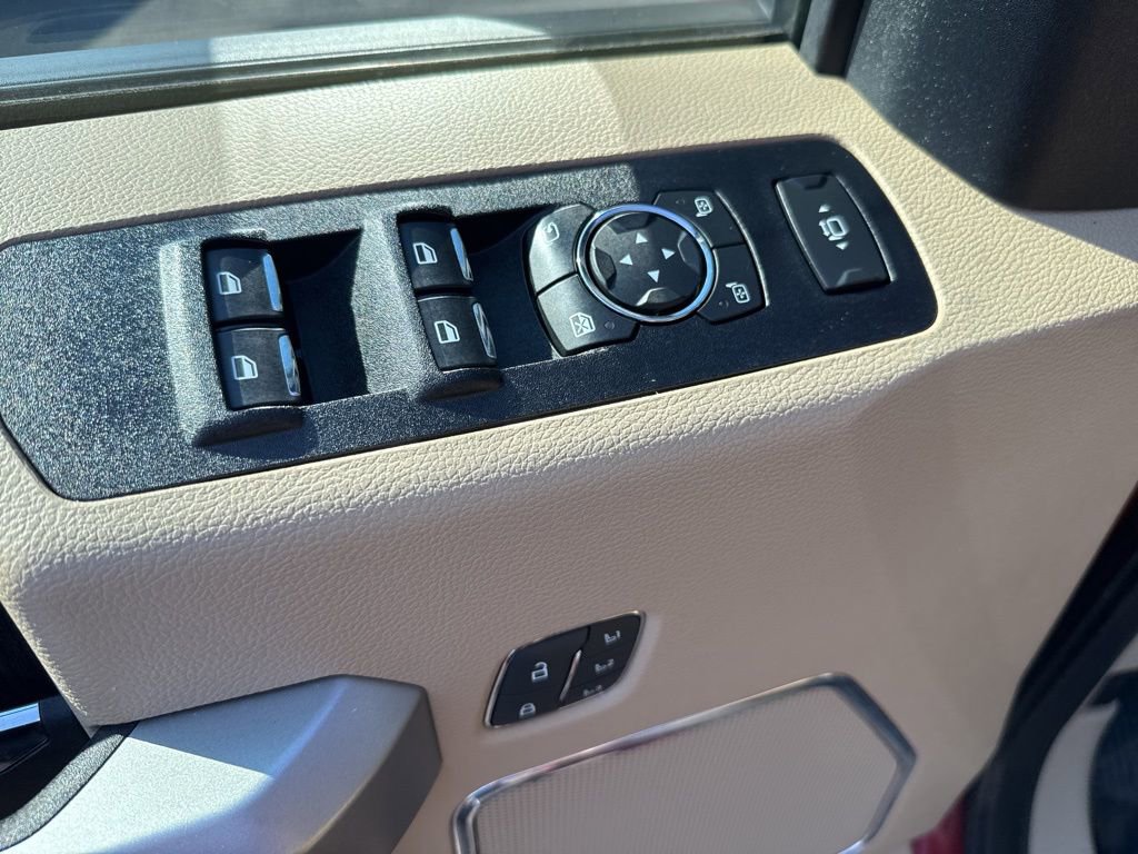 Certified 2020 Ford F350 Lariat w/ Lariat Ultimate Package image 18