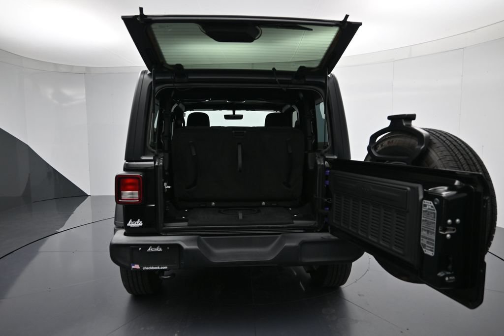 Used 2023 Jeep Wrangler Sport AWD/4WD image 25