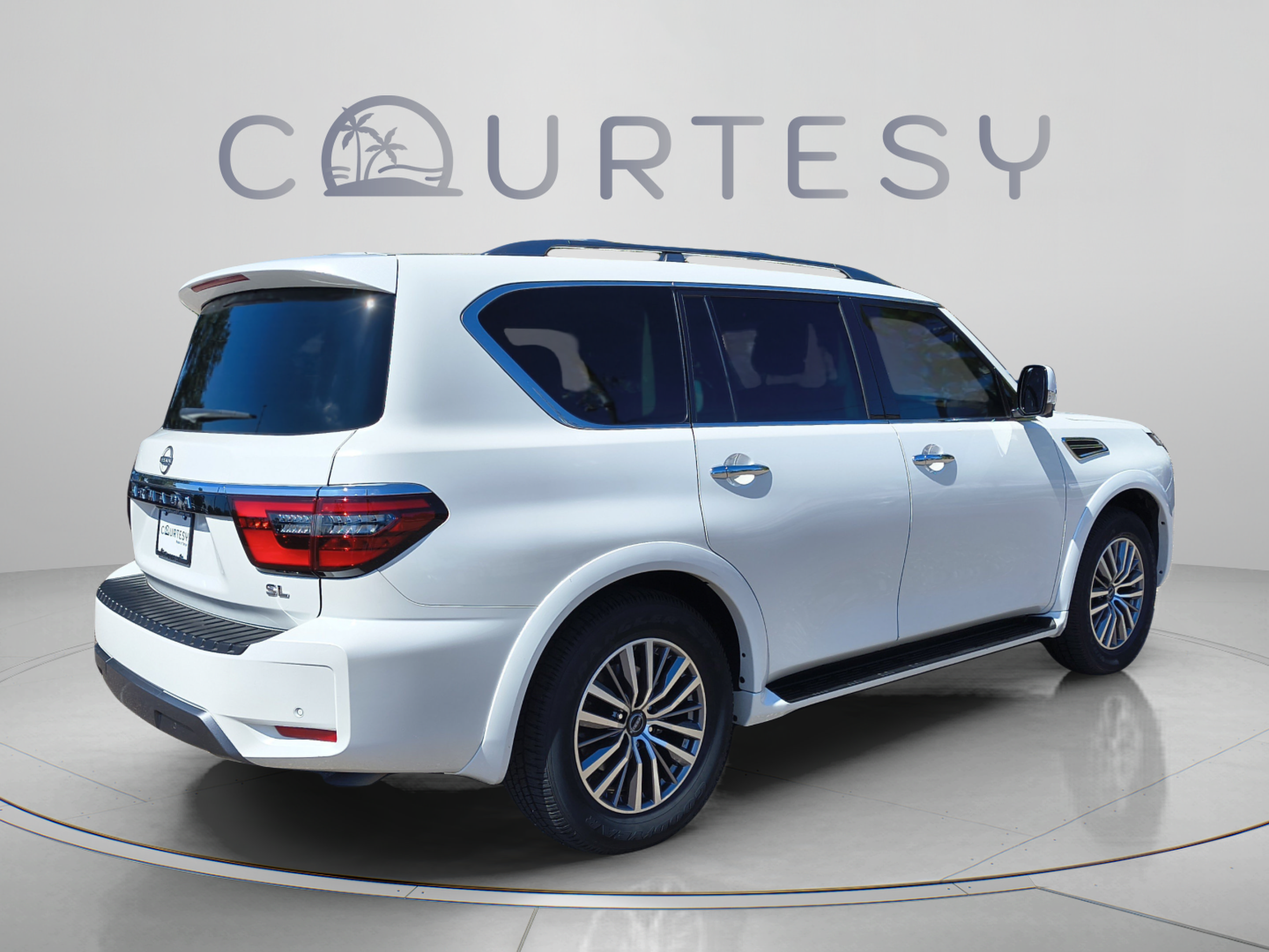 Certified 2023 Nissan Armada SL w/ Cargo Package AWD/4WD image 7