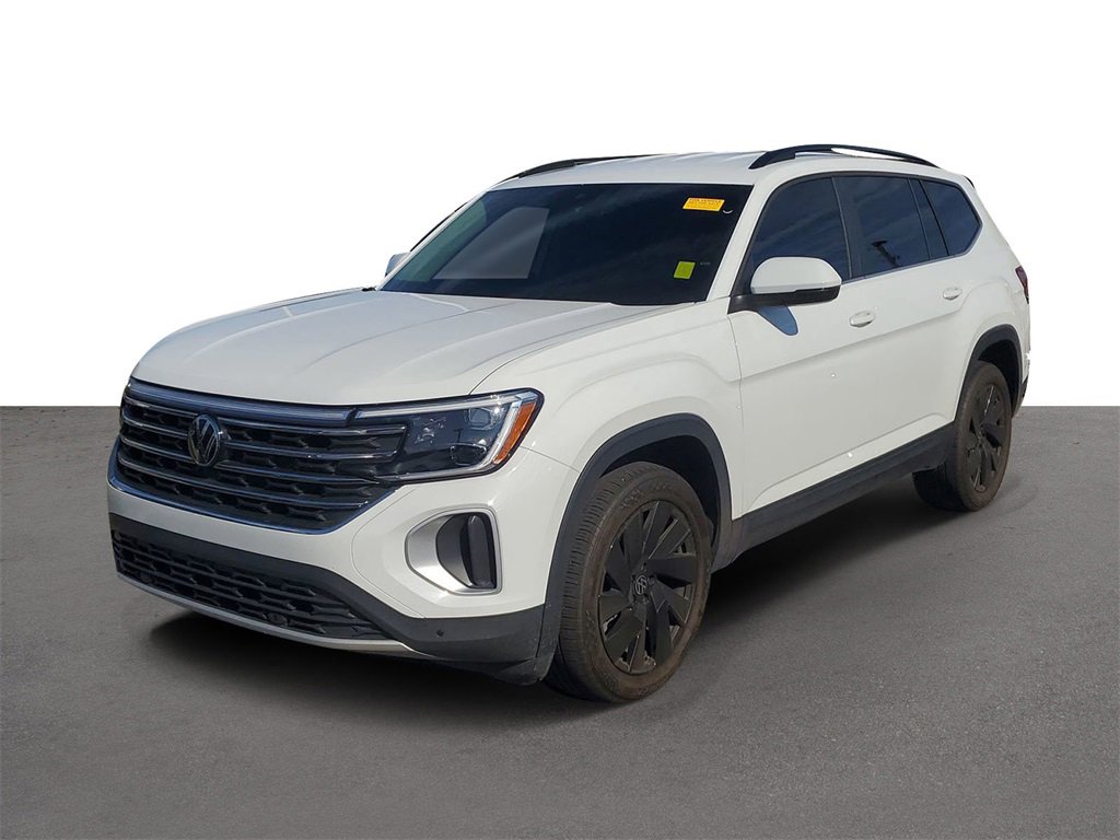 Used 2024 Volkswagen Atlas SE w/ Black Wheel Package image 3
