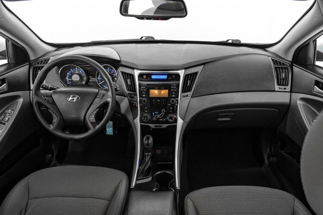 Used 2012 Hyundai Sonata GLS FWD image 12